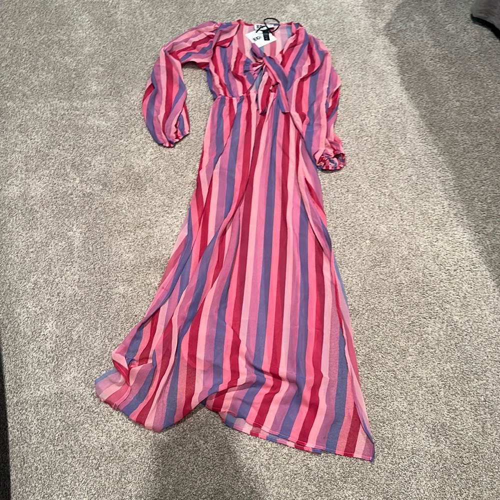 BNWT Beach Riot Coverup Small, Valentines Stripe